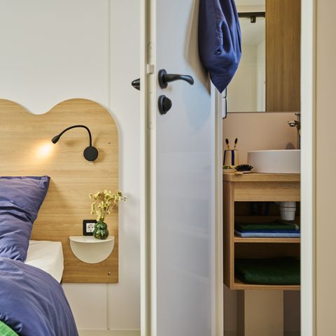 MOBILE HOME 6 people - NEW // Premium Cottage 3 bedrooms - 2 bathrooms + 2 WCs + Semi-covered terrace + Air conditioning + TV