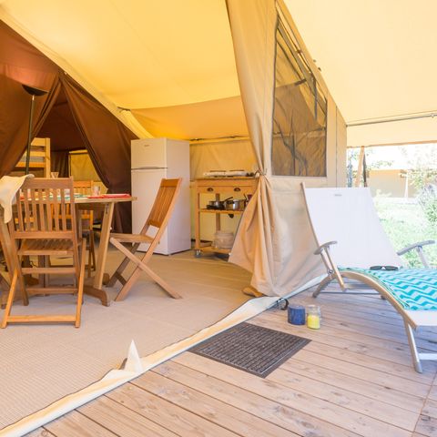 CANVAS AND WOOD TENT 5 people - Toilé Nature Classic 25 m² - 4 adults + 1 child - without sanitary facilities