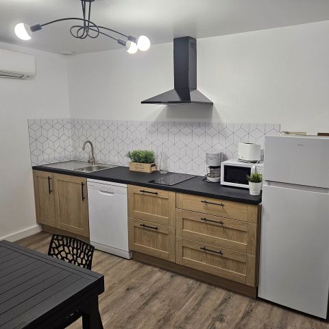 COUNTRY HOUSE 6 people - Cottage La GARIOTTE - sleeps 6 - 2 bedrooms - air-conditioned - television - S