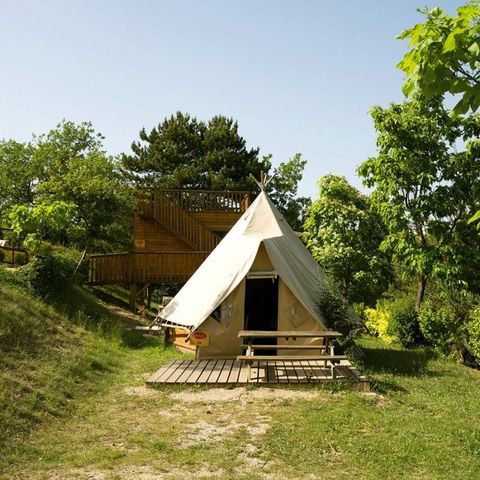 CANVAS AND WOOD TENT 4 people - Tipi 4pers 2ch ** (in French)