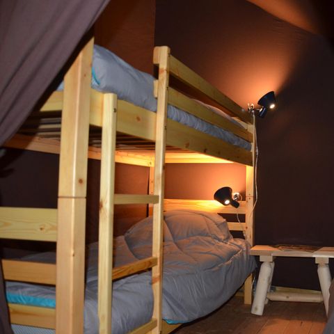 TENT 5 people - Lodge Robinson - 2 bedrooms - 25 m2 (+10 m2 covered terrace) sleeps 5