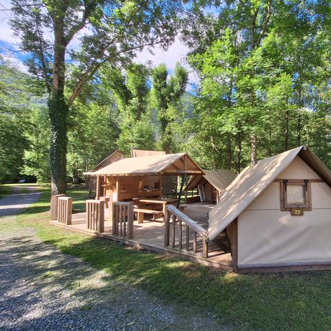 CANVAS AND WOOD TENT 4 people - Poly'tente 4 pers