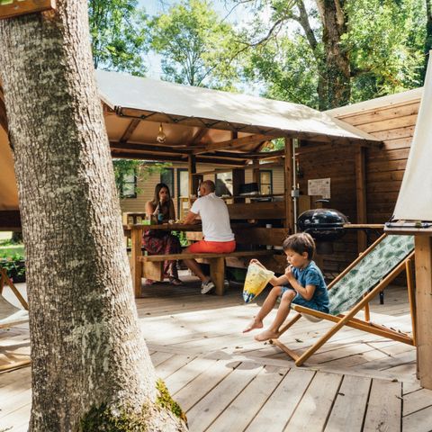 CANVAS AND WOOD TENT 4 people - Poly'tente 4 pers