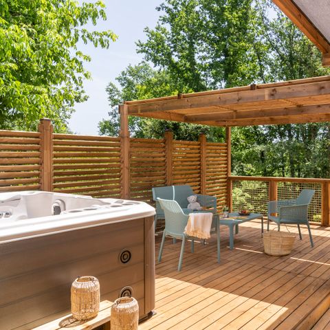 MOBILE HOME 6 people - EXCLUSIVE 3 bedroom Jacuzzi with master suite