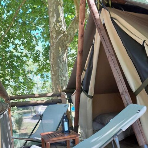 CANVAS AND WOOD TENT 2 people - MOOREA 2 PERSONS WITH SANITARY