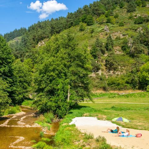 Camping Sites et Paysages - Le Vaubarlet  - Camping Haute-Loire - Image N°4