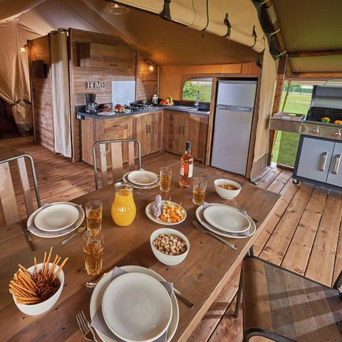 Canvas and wooden tent 6 persons - Lodge Kenya Vintage Confort 46m² - 2 bedrooms + covered terrace 4/5 pers