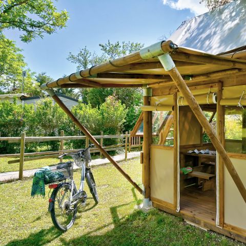 Canvas and wooden tent 2 persons - Bivouac perched Cyclo 8m² 1 room ( without sanitary) 2 pers