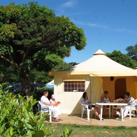 Glamping tent 6 persons - Fitted TENT 20m² 2 bedrooms (without sanitary facilities) 5 people