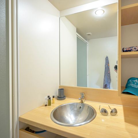 Chalet 5 persons - Chalet Premium 35m² 2 bedrooms + covered terrace + air conditioning + TV + LV 5 pers