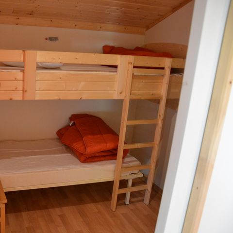 Chalet 4 persons - Chalet PMR Confort 35m² 2 bedrooms + covered terrace + TV + air conditioning 4 people