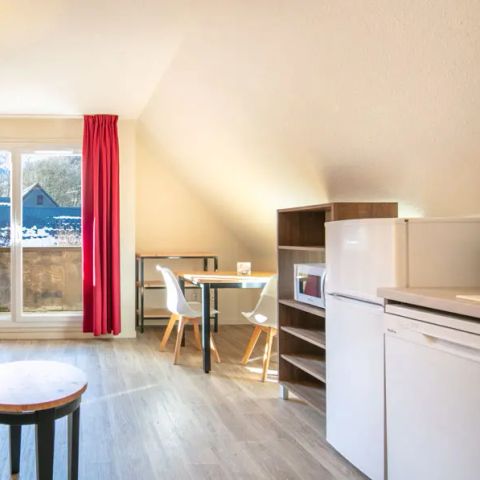 APARTMENT 4 people - 2 rooms for 4 people