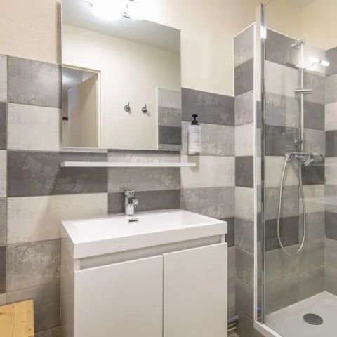APARTMENT 6 people -  3 rooms for 6 people
