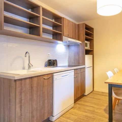 APARTMENT 6 people -  3 rooms for 6 people