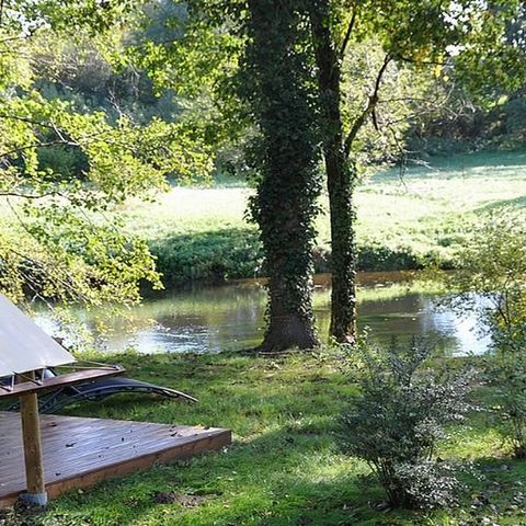 CANVAS AND WOOD TENT 4 people - AMAZON RIVERBANK