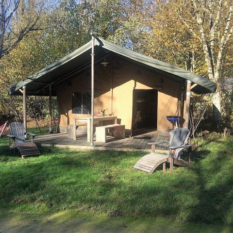 CANVAS AND WOOD TENT 5 people - Lodge Safari 35 m² - 2 bedrooms - 10 m² covered terrace