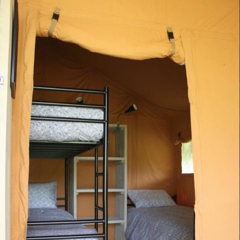 CANVAS AND WOOD TENT 5 people - Lodge Safari 35 m² - 2 bedrooms - 10 m² covered terrace