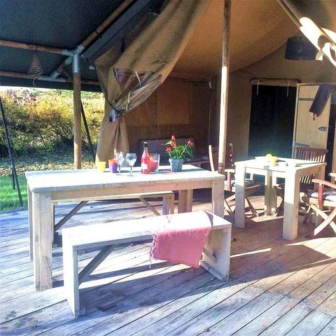 CANVAS AND WOOD TENT 5 people - Lodge Safari 35 m² - 2 bedrooms - 10 m² covered terrace