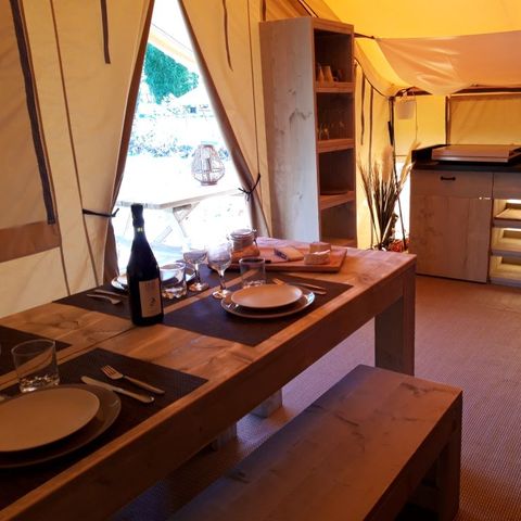 CANVAS AND WOOD TENT 4 people - SAFARI TENT (WITHOUT SANITARY FACILITIES)