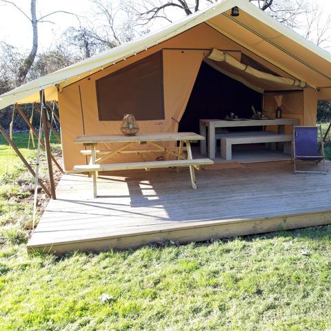 CANVAS AND WOOD TENT 4 people - SAFARI TENT (WITHOUT SANITARY FACILITIES)