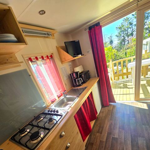 UNUSUAL ACCOMMODATION 4 people - 2-bedroom caravans