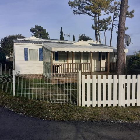 MOBILE HOME 8 people - Comfort 24-34m² - 3 bedrooms - covered terrace + TV