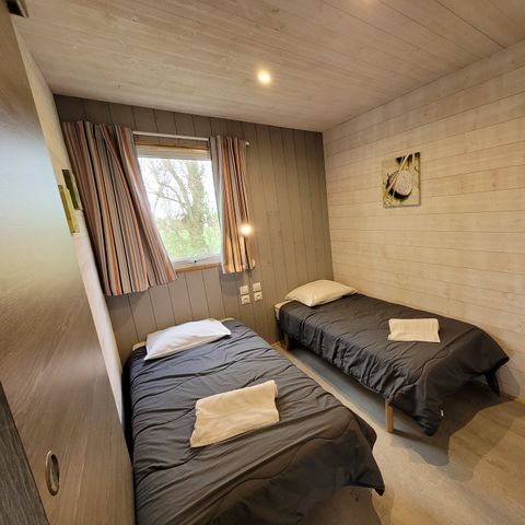 CHALET 4 people - PREMIUM 36m² (2 bedrooms) with a 6m² covered terrace