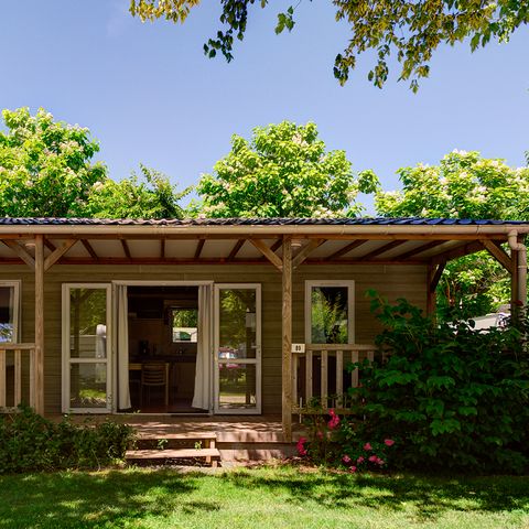 CHALET 7 people - COMFORT 48 m² (3 bedrooms) with covered terrace 16m².