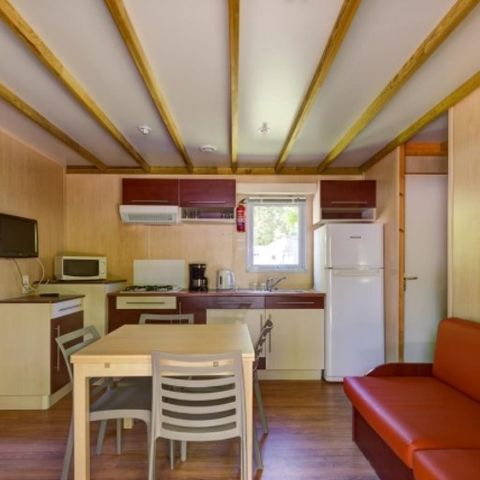 CHALET 7 people - COMFORT 48 m² (3 bedrooms) with covered terrace 16m².