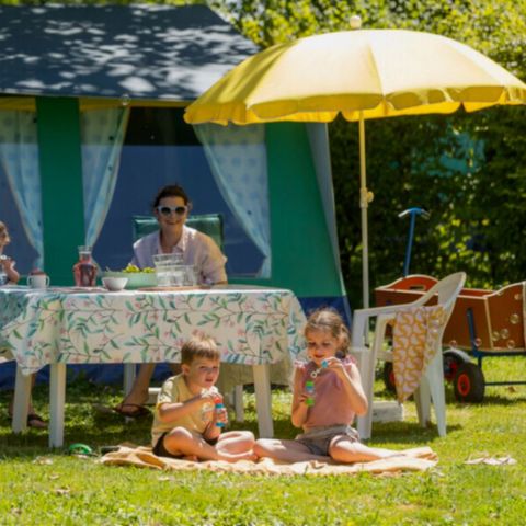 Tent 5 persons - FLEUVE - without sanitary facilities
