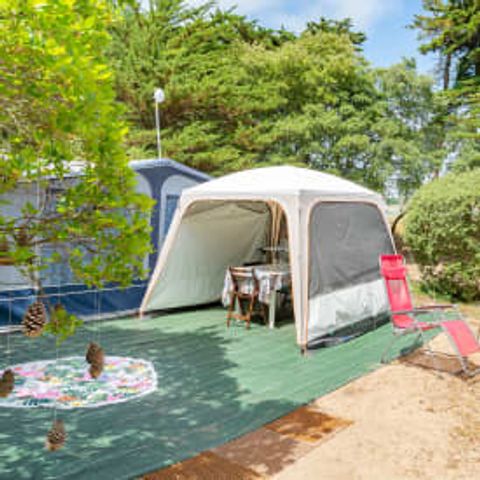 Pitch - Location ** for