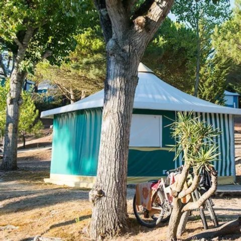 CANVAS BUNGALOW 4 people - without sanitary facilities