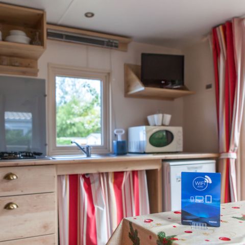 UNUSUAL ACCOMMODATION 4 people - ROULOTTE - 2 BEDROOMS - 2/4 PERSONS