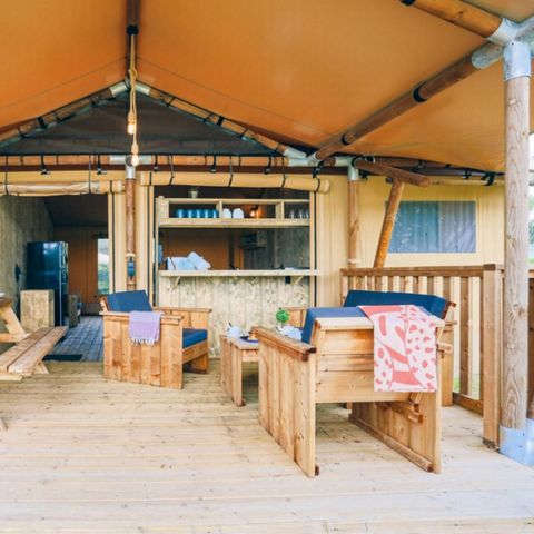 CANVAS AND WOOD TENT 8 people - SAFARI LODGE 7/8 persons