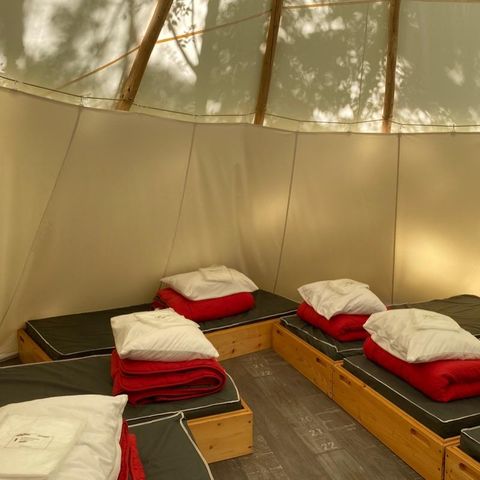 UNUSUAL ACCOMMODATION 8 people - Tipis - No sanitary facilities