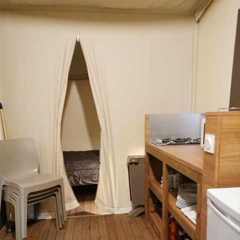 Tent 5 persons - Nomad tent with sanitary block without air conditioning