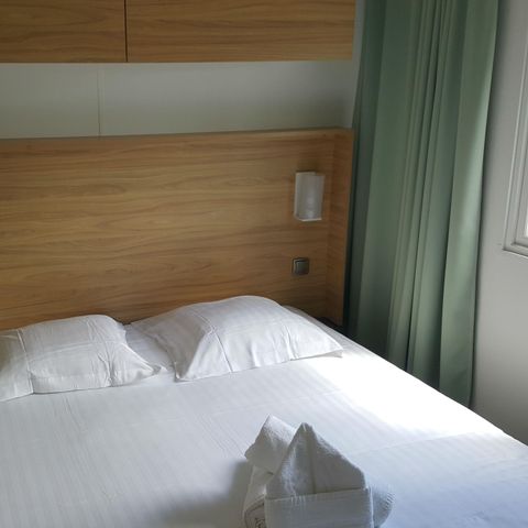 MOBILE HOME 6 people - Mobilhome 3 bedrooms 2 shower rooms - road side