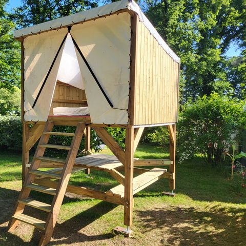 CANVAS AND WOOD TENT 2 people - Cabane Etoilée - 4.5 m² - Without sanitary facilities - Electricity not included