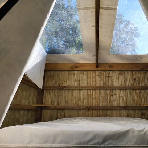 CANVAS AND WOOD TENT 2 people - Cabane Etoilée - 4.5 m² - Without sanitary facilities - Electricity not included