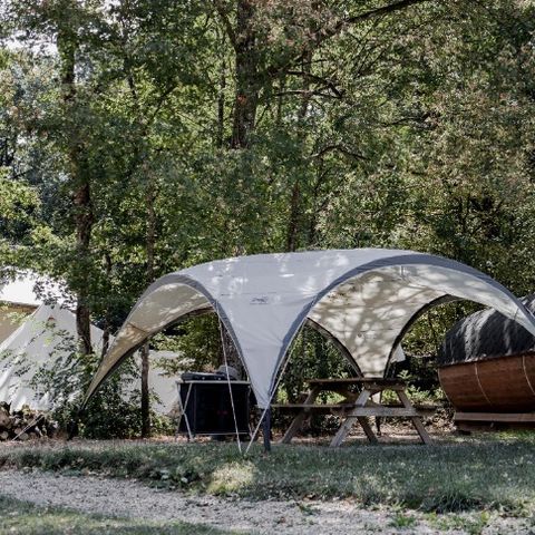 UNUSUAL ACCOMMODATION 4 people - GLAMPING BARREL without sanitary facilities