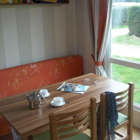 MOBILE HOME 4 people - Standard Mobile-home LOGGIA 25m² - 2 bedrooms + covered terrace 9m² - 2 bedrooms + covered terrace 9m² - 2 bedrooms + covered terrace 9m² - 2 covered terraces