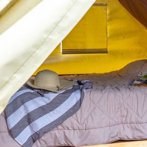 Canvas and wooden tent 2 persons - Bivouac on stilts 1 bedroom