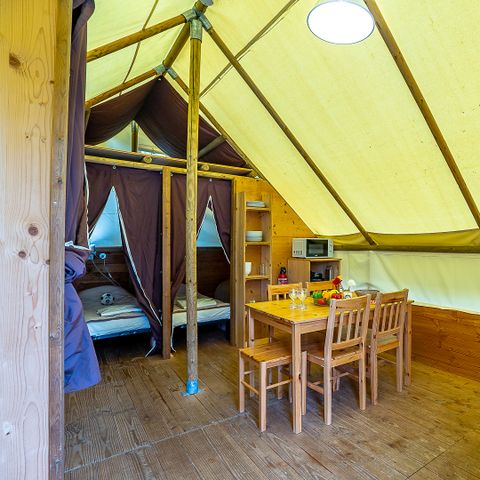 Canvas and wooden tent 6 persons - Trappeur 3 bedrooms