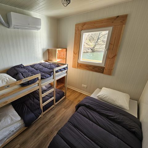 Chalet 5 persons - 2 Bedroom Floating Chalet