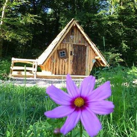UNUSUAL ACCOMMODATION 3 people - Witch's hut (common sanitary facilities)