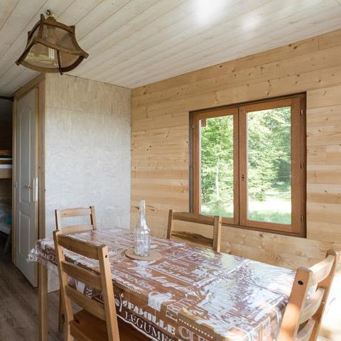 UNUSUAL ACCOMMODATION 4 people - Robin Hood Hanging Cabin 4 pers