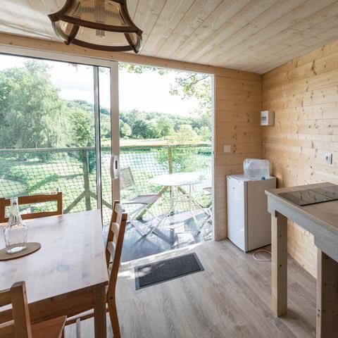 UNUSUAL ACCOMMODATION 4 people - Robin Hood Hanging Cabin 4 pers