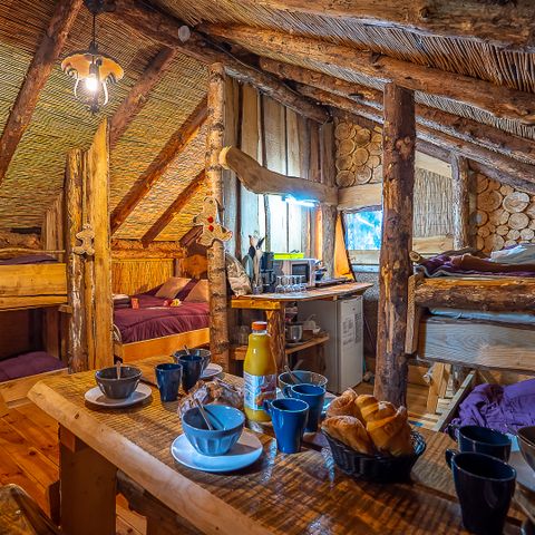 UNUSUAL ACCOMMODATION 6 people - Cabane Bûcheron 6 pers