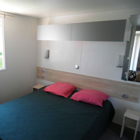 Mobile home 4 persons - Mobile-home Standard 32m² - 2 bedrooms + uncovered terrace - PMR