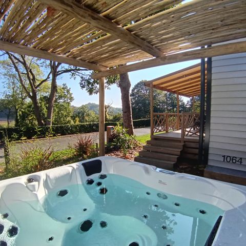 MOBILE HOME 8 people - NEW// Villa de la Rance Prestige 60m² - 4 bedrooms - 3 bathrooms - Swimming pool - Covered terrace - SPA